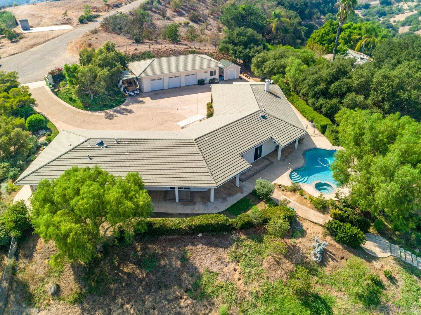 3880 Dos Ninos Road Fallbrook, CA 92028 - Photo 7 of 39 an aerial view of a house