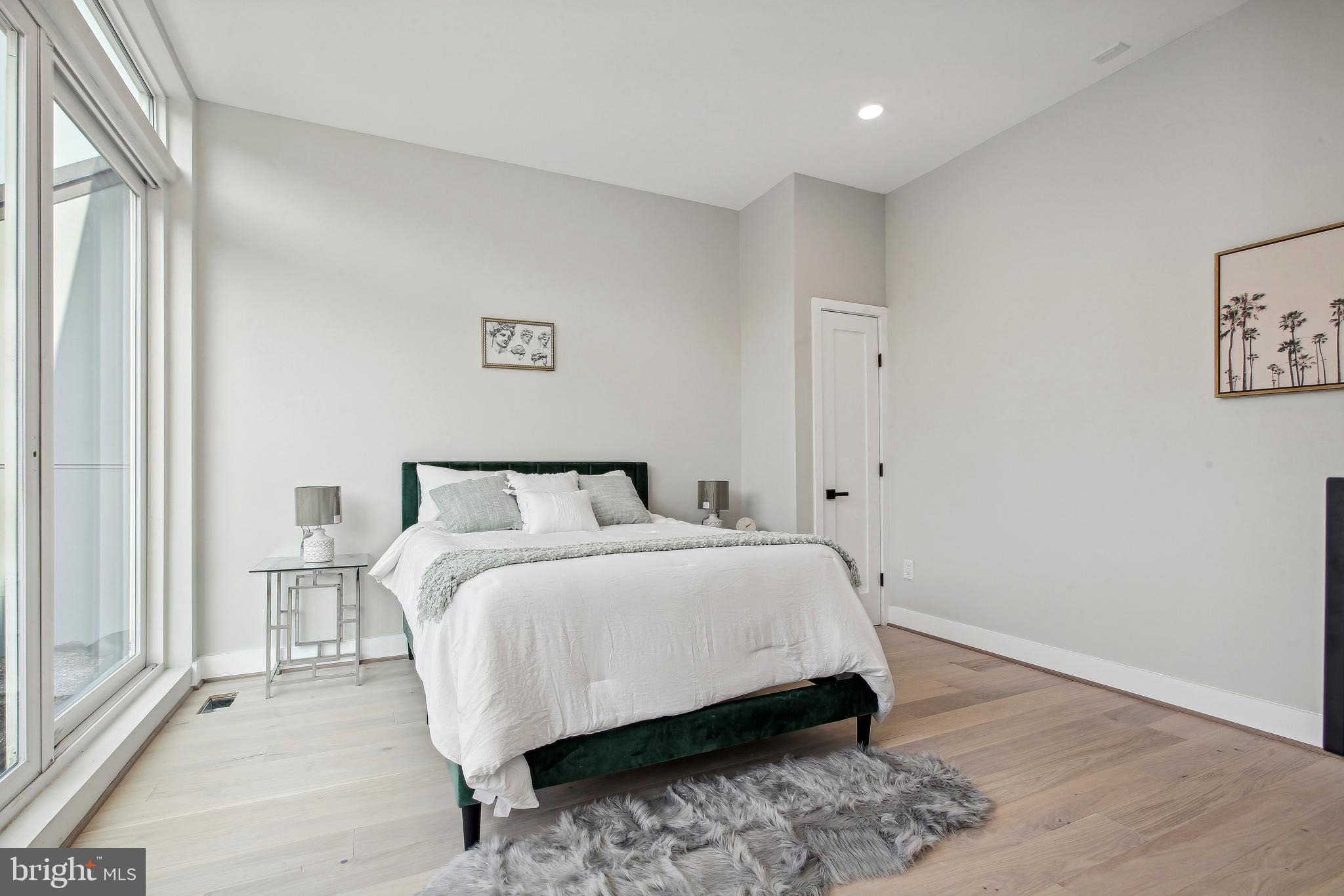 2213 M Street Northeast, Unit 14 Washington, DC 20002 - Photo 13 of 16 Gallery Image 13