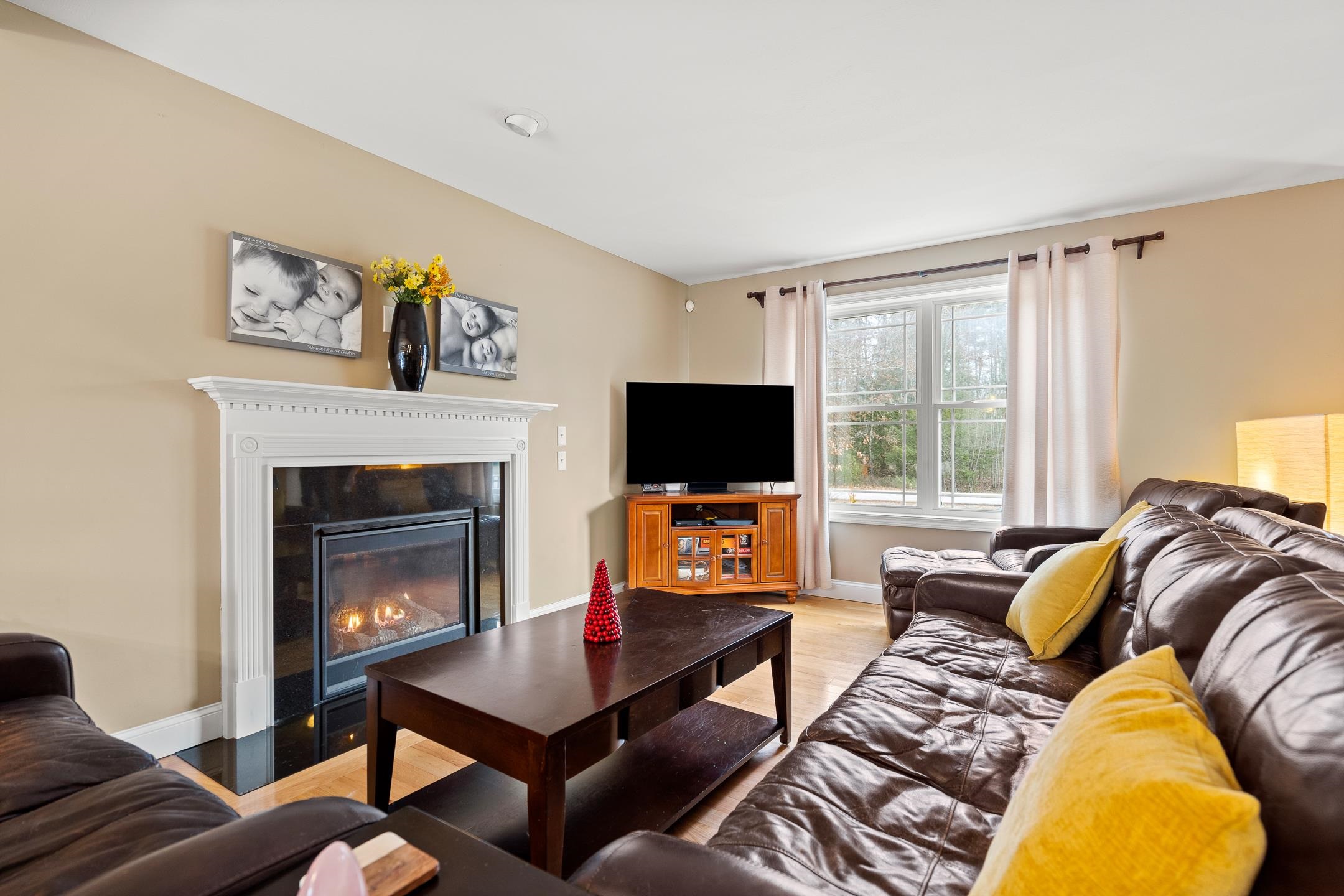 109 West Ridge Circle Hopkinton, NH 03229 - Photo 5 of 37