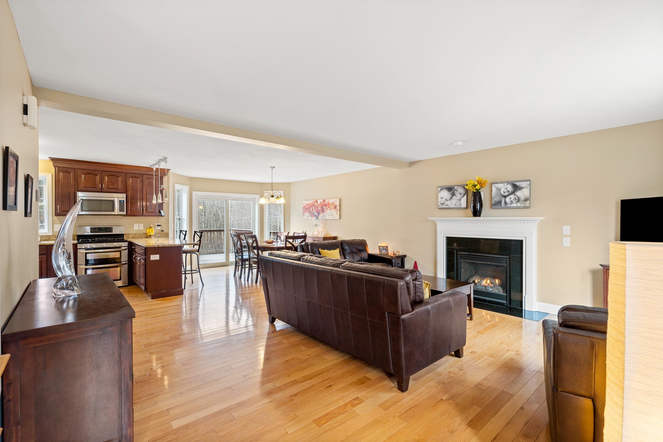 109 West Ridge Circle Hopkinton, NH 03229 - Photo 7 of 37