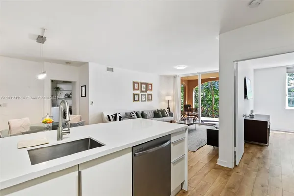 $3,500 | 19999 East Country Club Drive, Unit 1106, Aventura, FL 33180