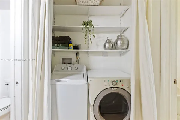 $3,500 | 19999 East Country Club Drive, Unit 1106, Aventura, FL 33180