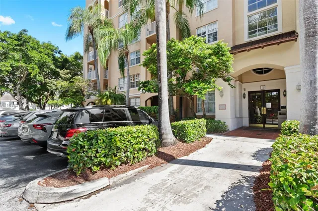 $3,500 | 19999 East Country Club Drive, Unit 1106, Aventura, FL 33180
