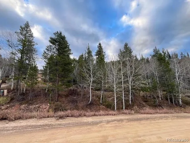 a view of a basketball court