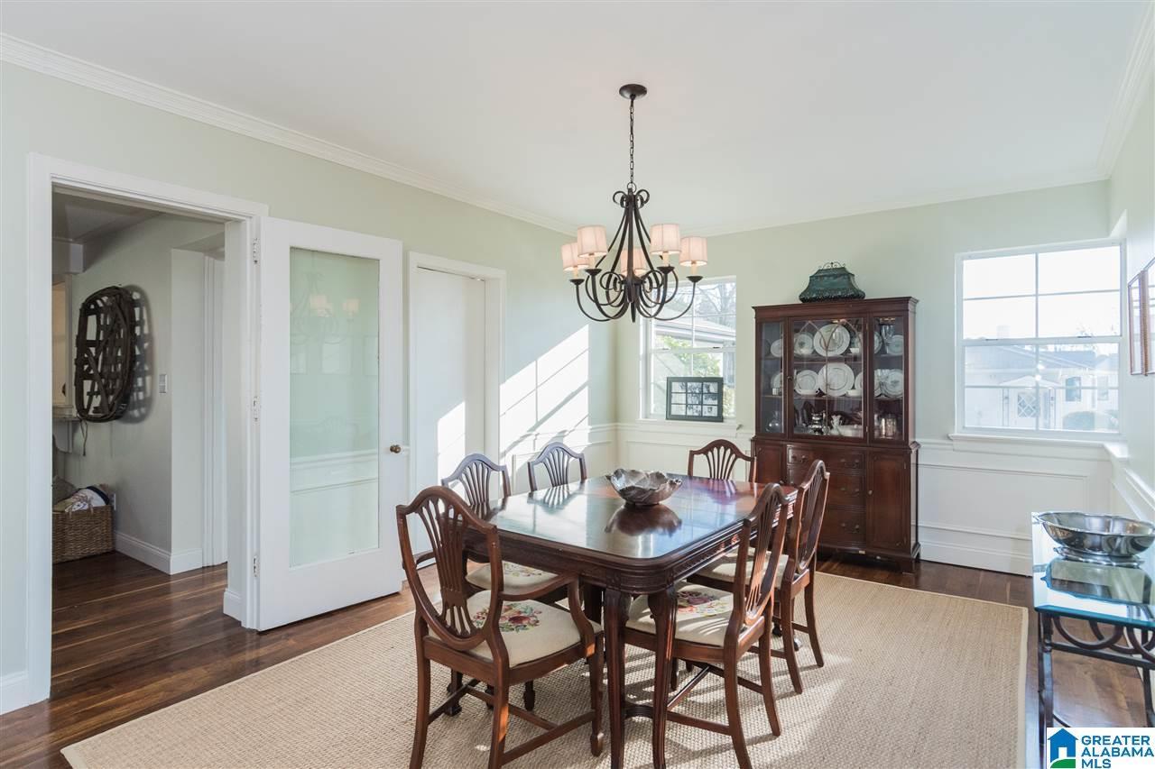 2448 Shades Crest Road Birmingham, AL 35216 - Photo 5 of 32