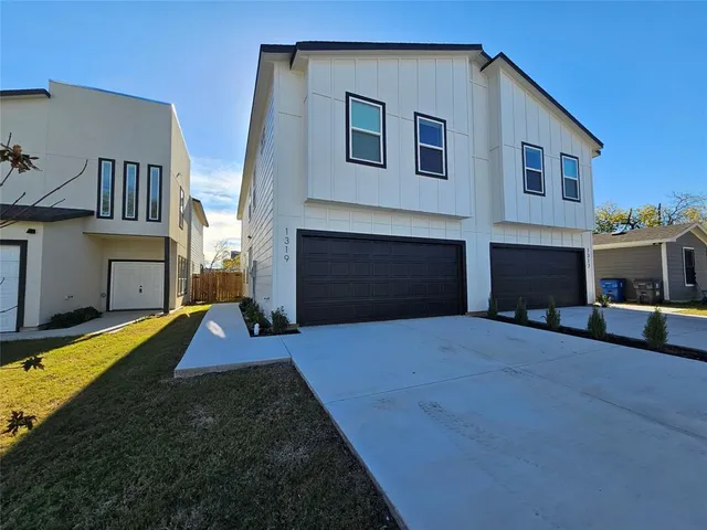 $2,550 | 1317 Fletcher Street, Unit 1319, Dallas, TX 75223