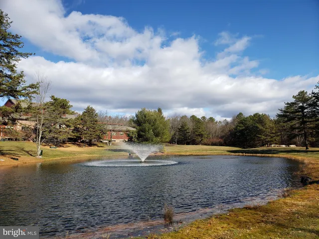 $624,900 | 248 Country Club Drive, Hazleton, PA 18202