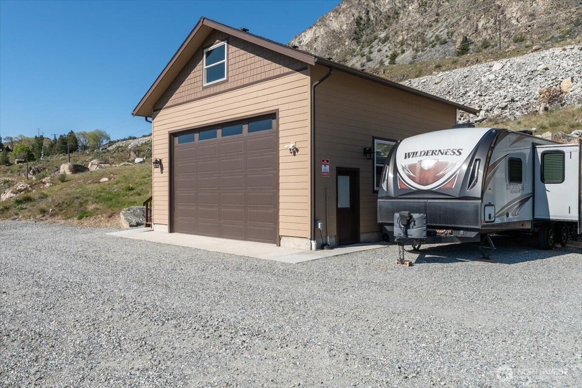 525 Columbia View Road Chelan, WA 98816 - Photo 36 of 40
