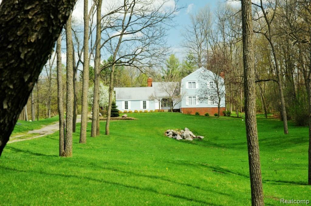 2290 Gale Road Ann Arbor, MI 48105 - Photo 6 of 27 2290 Gale Road 4.jpg
