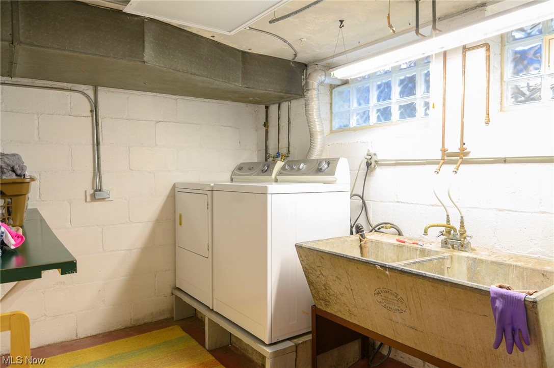 2388 Glendon Road Cleveland, OH 44118 - Photo 21 of 26 Gallery Image 21