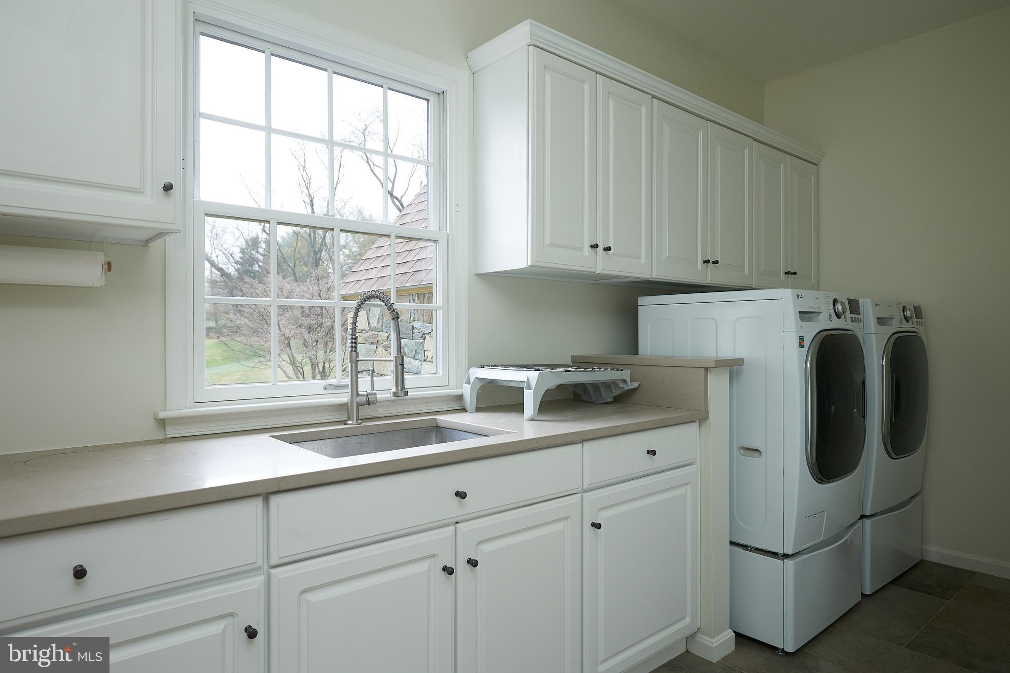 13426 Query Mill Road North Potomac, MD 20878 - Photo 15 of 43 Laundry Room