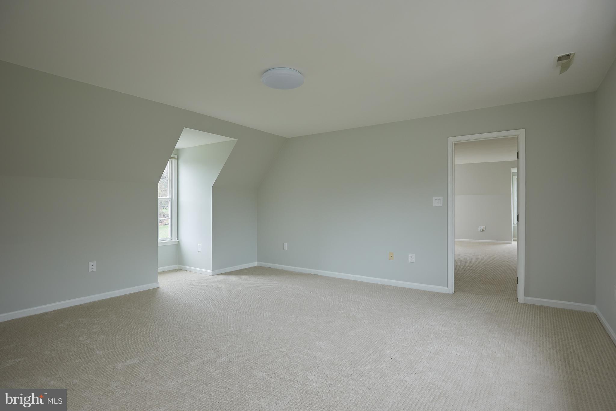 13426 Query Mill Road North Potomac, MD 20878 - Photo 26 of 43 Upper Level Bedroom