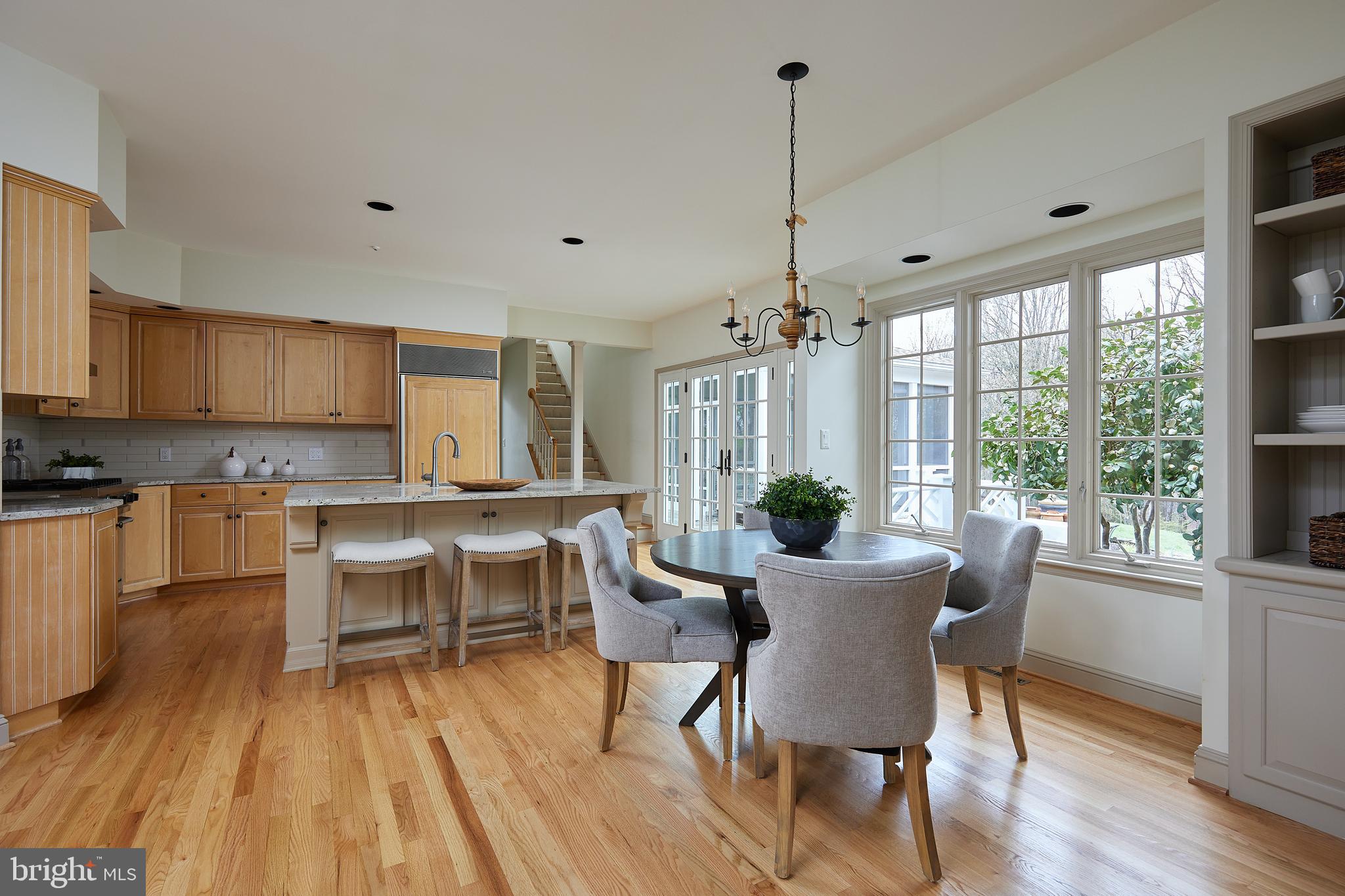 13426 Query Mill Road North Potomac, MD 20878 - Photo 10 of 43 Kitchen