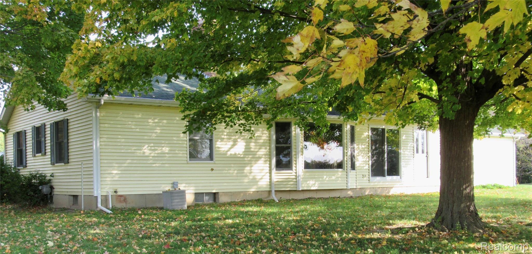 11058 Horton Road Goodrich, MI 48438 - Photo 2 of 26 8B6CBAC9-C6B9-4845-9317-62D72FB105CA_1_201_a.jpeg
