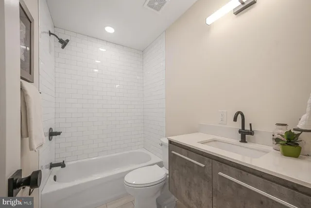 $775,000 | 3552 Warder Street Northwest, Unit 2, Washington, DC 20010