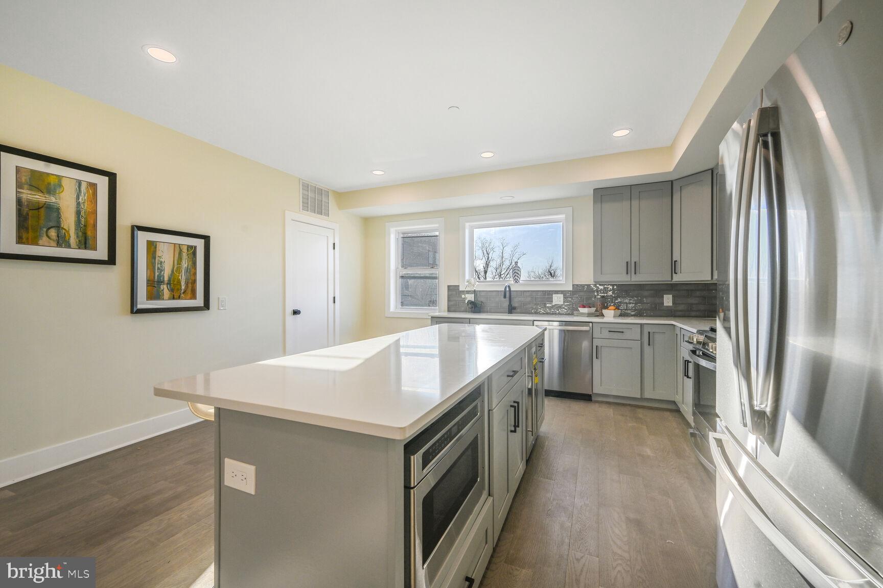 3552 Warder Street Northwest, Unit 2 Washington, DC 20010 - Photo 7 of 23