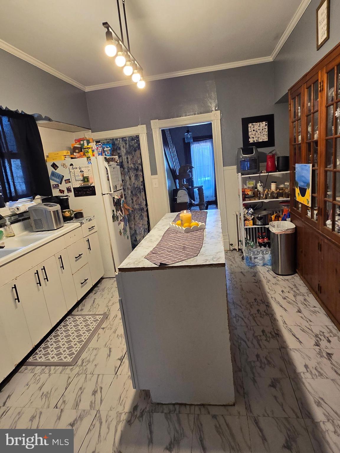 126 Maple Avenue Preston, MD 21655 - Photo 18 of 22 a living room with furniture and a flat screen tv