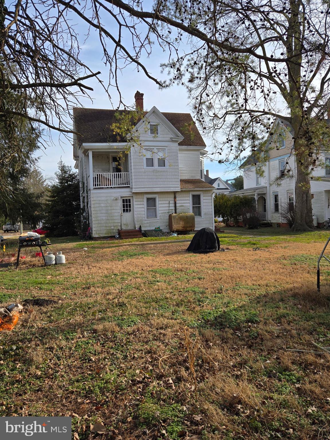 126 Maple Avenue Preston, MD 21655 - Photo 2 of 22 a front view of a house with a yard