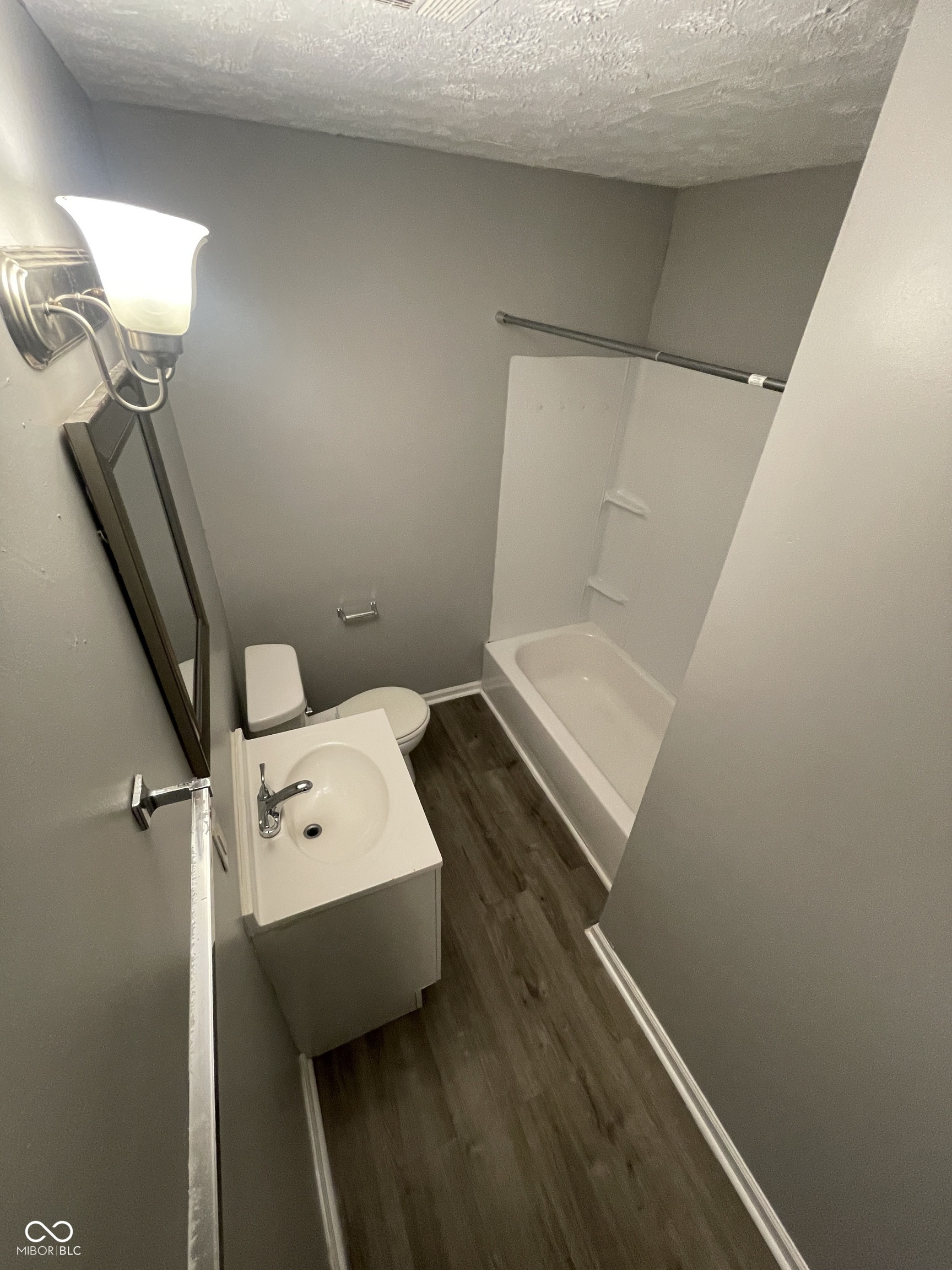 6226 East 21st Street Indianapolis, IN 46219 - Photo 7 of 12