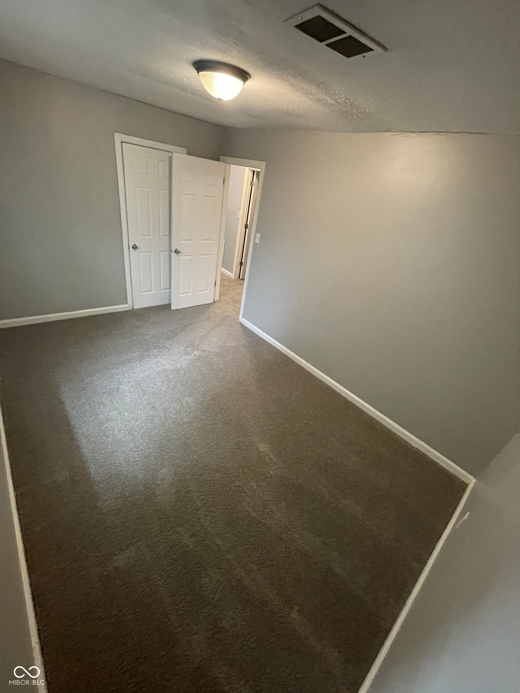 6226 East 21st Street Indianapolis, IN 46219 - Photo 9 of 12