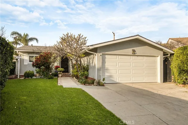 $859,000 | 19016 Runnymede Street, Reseda, CA 91335