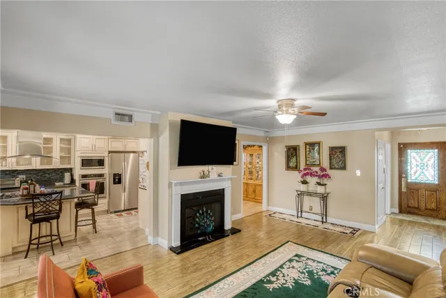 $859,000 | 19016 Runnymede Street, Reseda, CA 91335