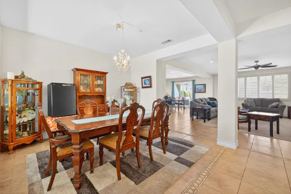 $799,900 | 48117 London Bridge Place, Indio, CA 92201