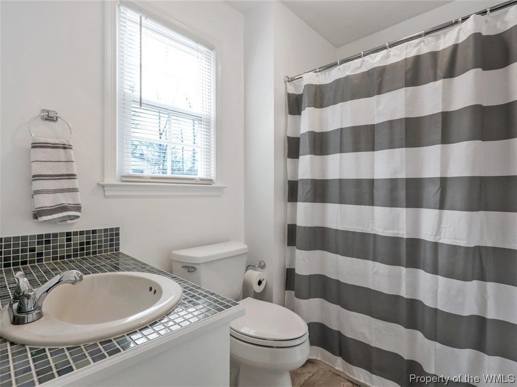 10910 Drayton Road Chester, VA 23831 - Photo 20 of 39 Gallery Image 20