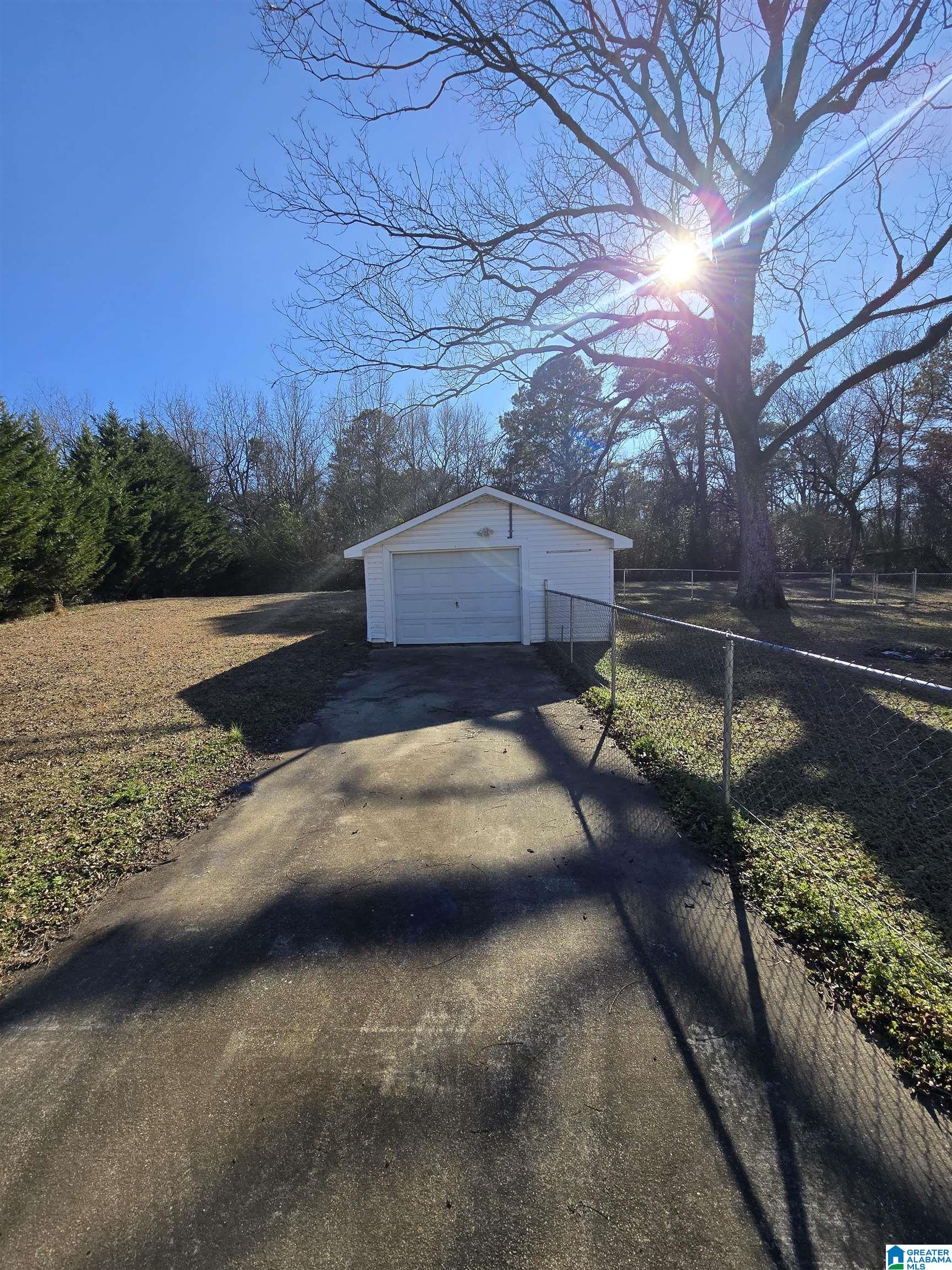 6568 Warrior River Road Bessemer, AL 35023 - Photo 18 of 19