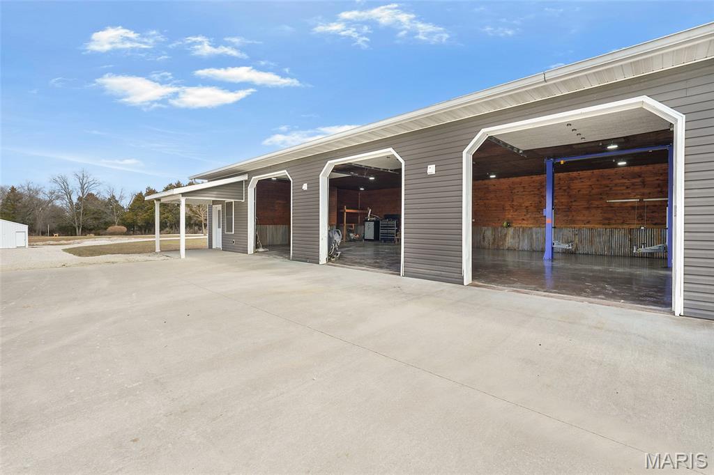 3411 Richland Heights Road Fulton, MO 65251 - Photo 4 of 86