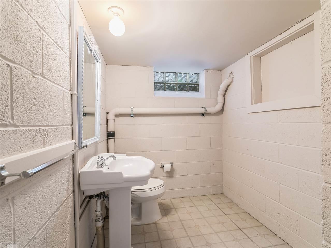 525 Shelden Road Grosse Pointe Shores, MI 48236 - Photo 39 of 51