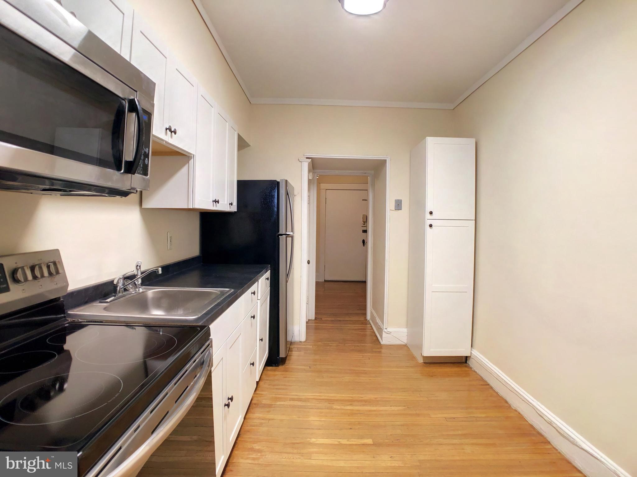 3303 Guilford Avenue Baltimore, MD 21218 - Photo 8 of 20 Remodeled First Floor Apartment