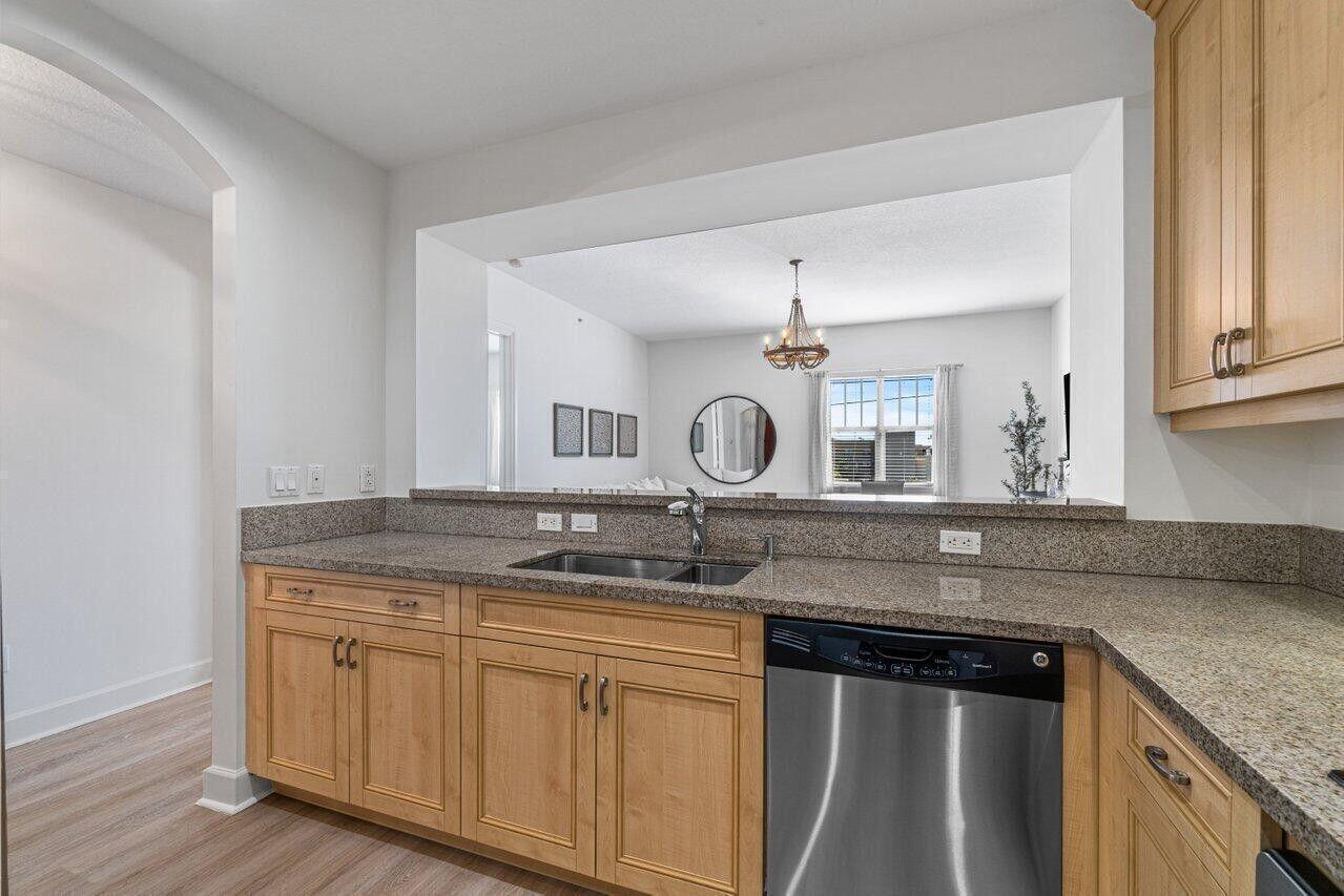 200 Northeast 2nd Avenue, Unit 401 Delray Beach, FL 33444 - Photo 11 of 21 20250819061647207284000000-o