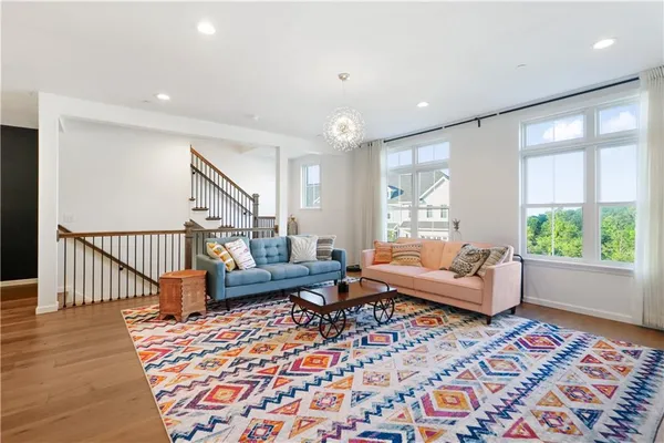 $3,200 | 414 Walnut Court, Pittsburgh, PA 15237