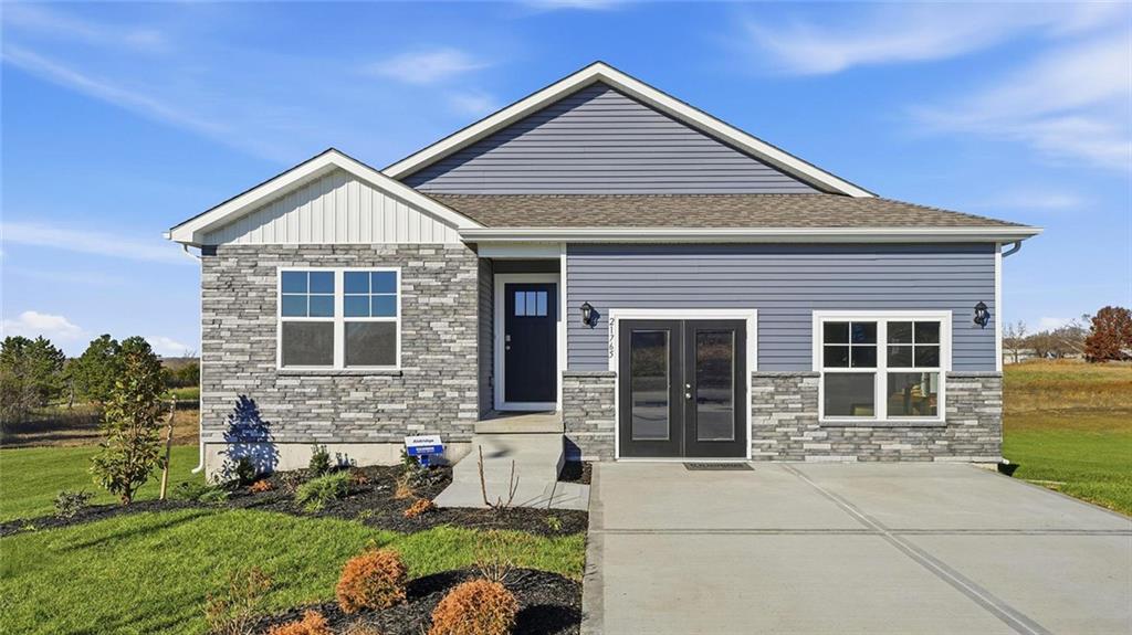 21765 South Madison Street Spring Hill, KS 66083 - Photo 3 of 29