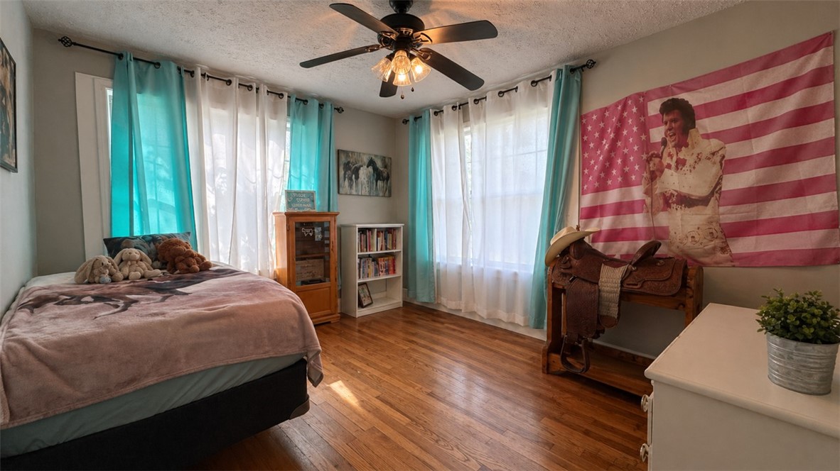 503 West Decherd Street Franklin, TX 77856 - Photo 10 of 14