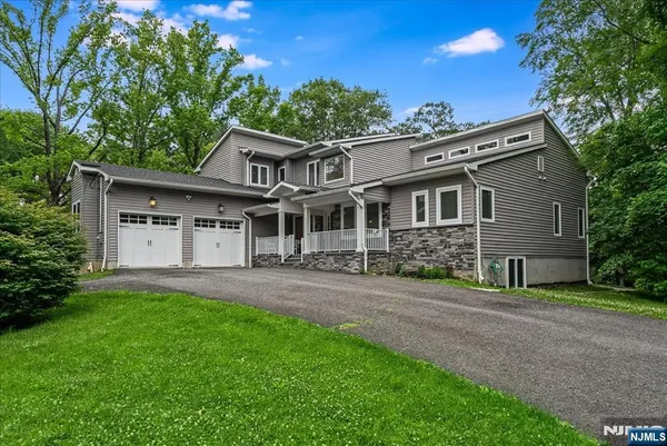 $1,450,000 | 23 Erskine Drive, Morristown, NJ 07960