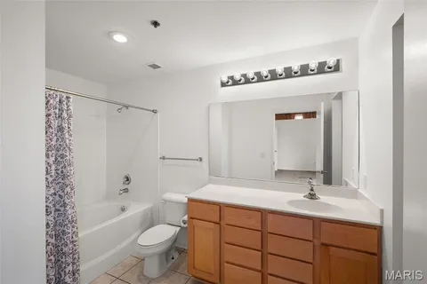 $175,000 | 1511 Locust Street, Unit 604, St. Louis, MO 63103