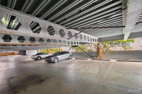 $175,000 | 1511 Locust Street, Unit 604, St. Louis, MO 63103