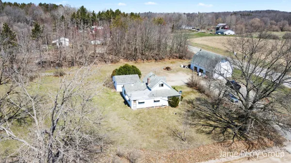 $200,000 | 80 West Holland Lake Road, Sidney, MI 48885