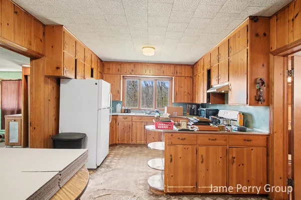 $200,000 | 80 West Holland Lake Road, Sidney, MI 48885