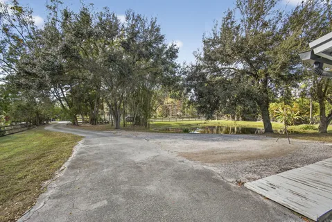 $600,000 | 4660 129th Avenue North, West Palm Beach, FL 33411