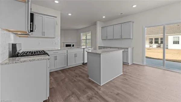 $491,175 | 300 Sefton Drive, Jamestown, NC 27282