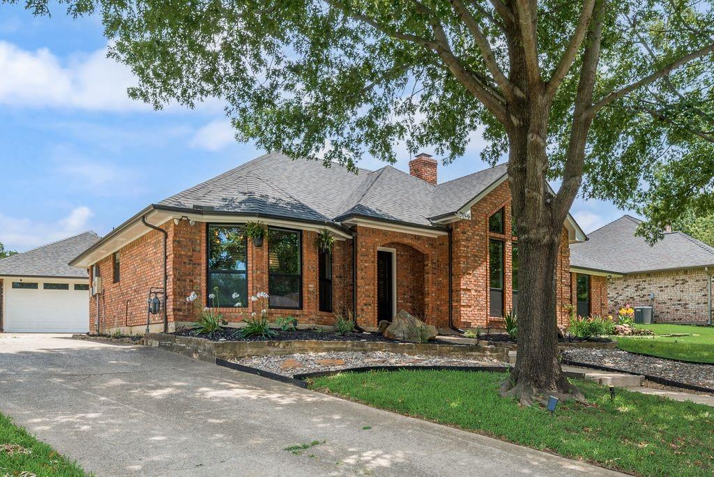 2908 Roaring Springs Road Grapevine, TX 76051 - Photo 3 of 34