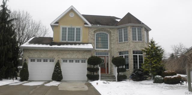 2954 Oakland Road Bethlehem, PA 18017 - Photo 1 of 27 Gallery Image 1