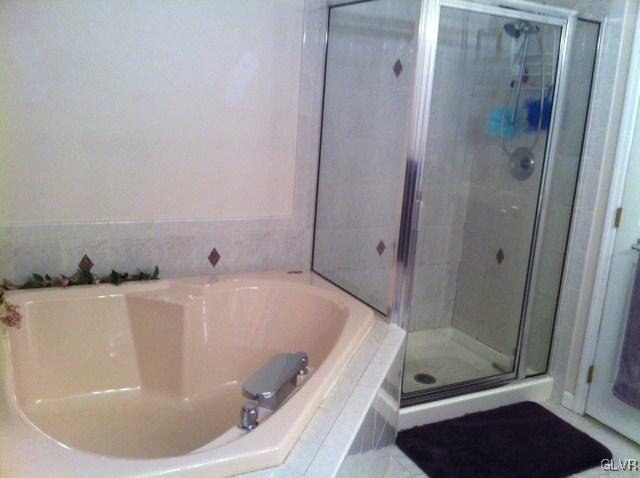 2954 Oakland Road Bethlehem, PA 18017 - Photo 16 of 27 Gallery Image 16