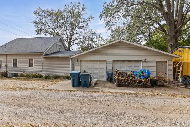 $175,000 | 204 East Kavanaugh Street, Pocahontas, IL 62275