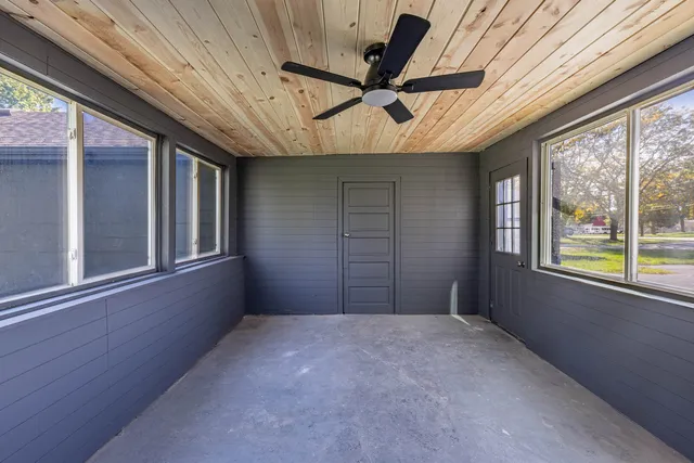 $399,900 | 2N281 Bloomingdale Road, Glendale Heights, IL 60139