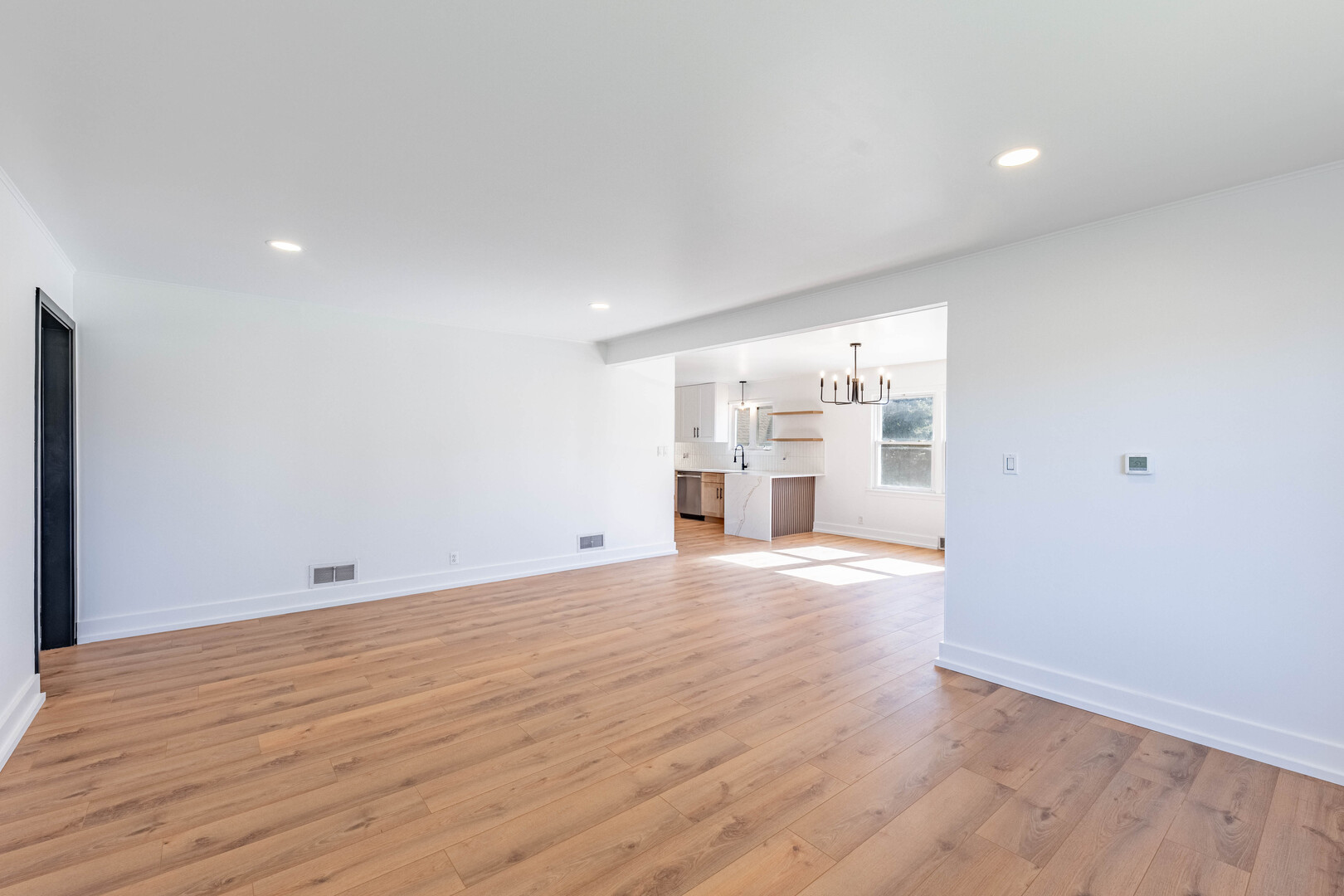 2N281 Bloomingdale Road Glendale Heights, IL 60139 - Photo 10 of 22 a view of empty room with wooden floor