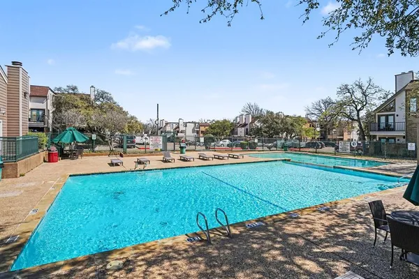 $150,000 | 2304 Balsam Drive, Unit E203, Arlington, TX 76006